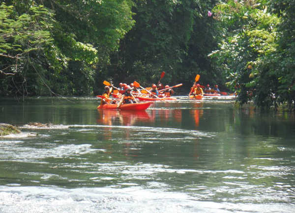 Kayaking-Nhanmoddang