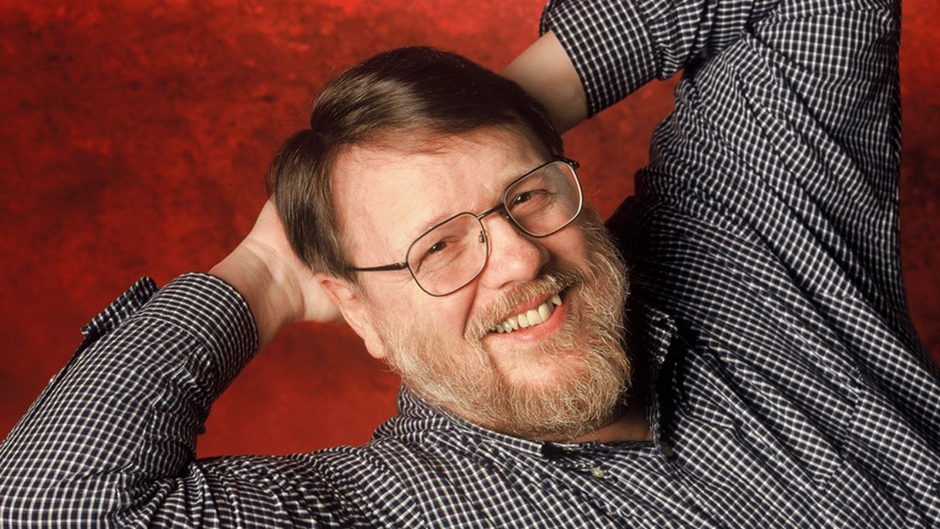 R.I.P. Raymond Tomlinson ผู้ให้กำเนิดระบบ E-mail และกำหนดเครื่องหมาย @ ด้วยวัย 74 ปี