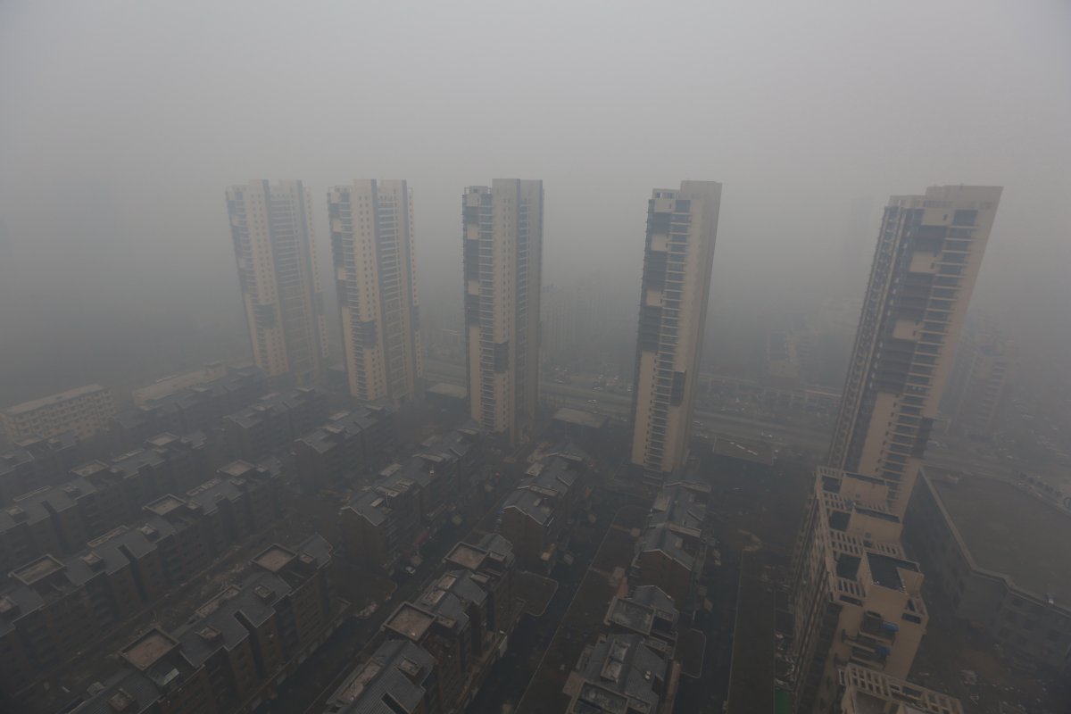 the-skyline-of-shenyang-looked-dark-and-gray-on-this-polluted-november-day (1)