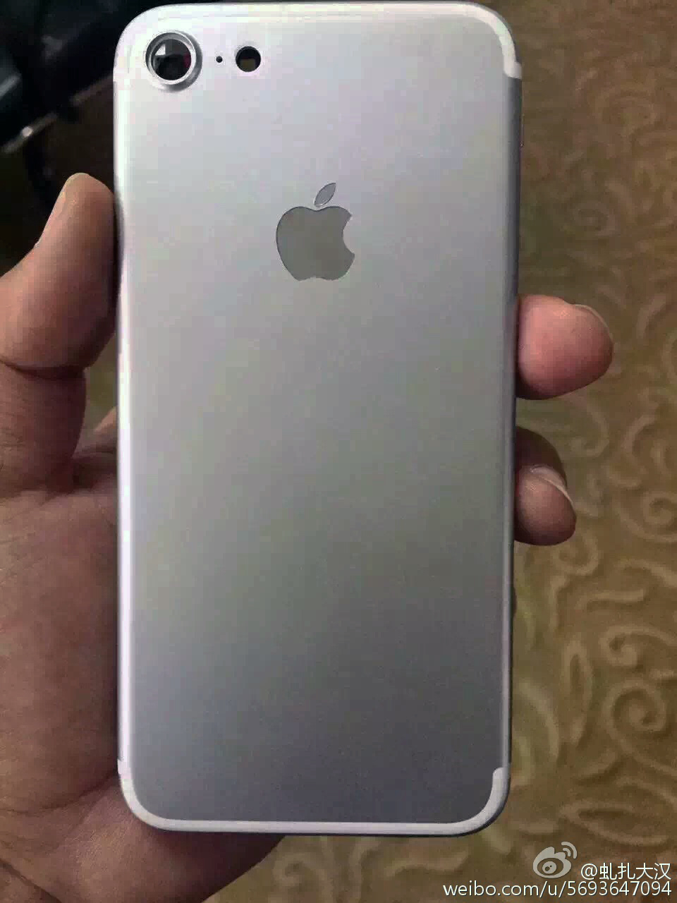 iphone-7-rear-shell