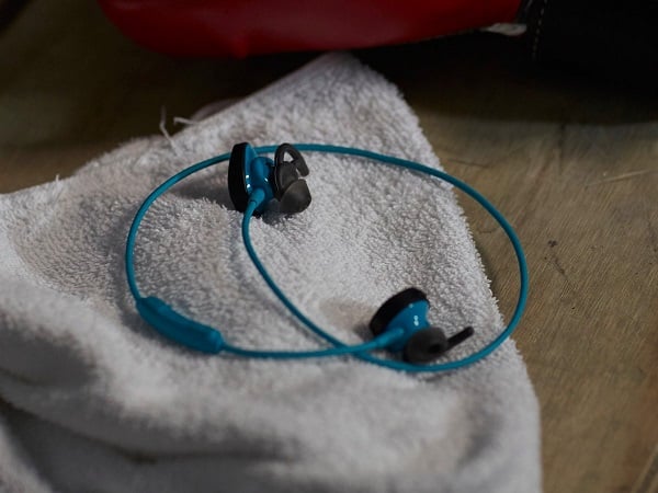 07_bose-soundsport-wireless_aqua