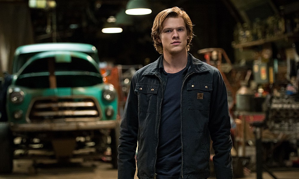 Lucas-Till-Monster-Trucks-Movie-Tripp