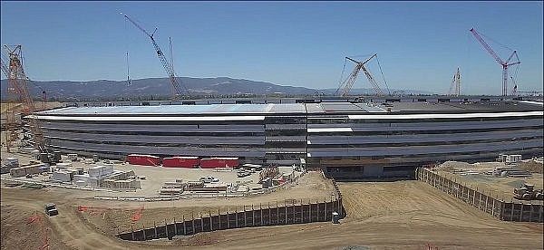 APPLE CAMPUS 2- July 2016 Construction Update 4K - YouTube.MP4_000222364