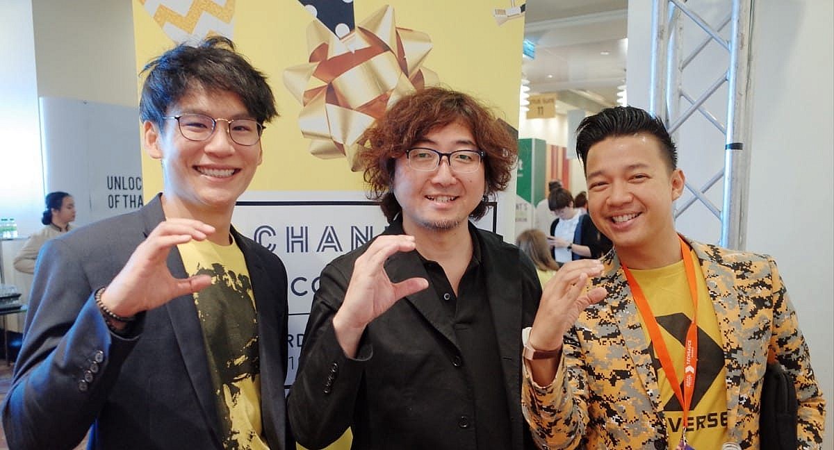 คุณหมู-ณัฐวุฒิ พึงเจริญพงศ์ผู้บริหารของ Ookbee, Akira Morikawa ผู้บริหาร C Channel, คุณหนุ่ย-พงศ์สุข