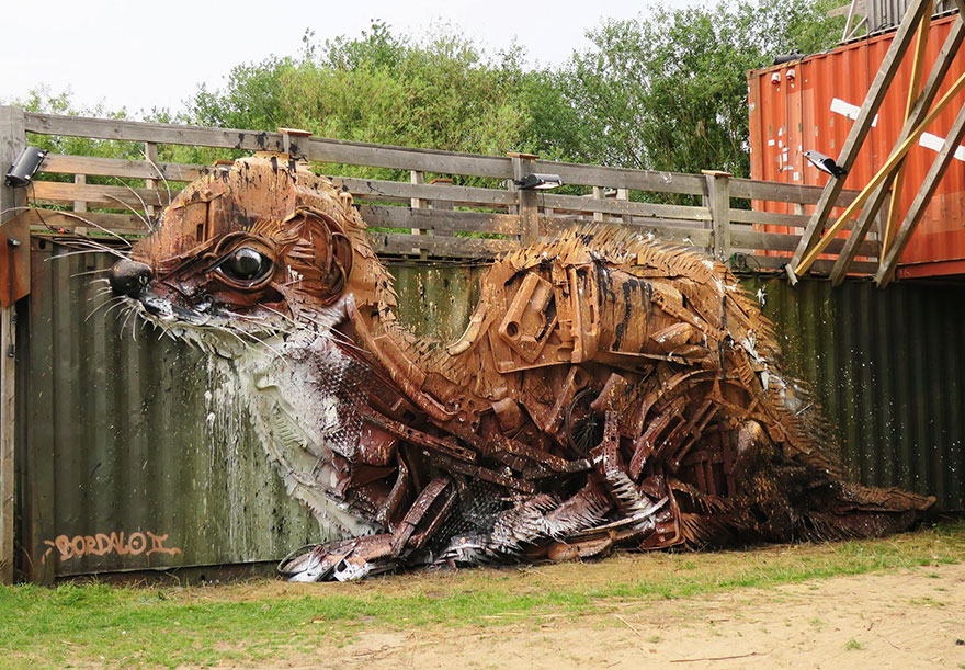 trash-animal-sculpture-artur-bordalo-13-57ea1bc1b6b57__880