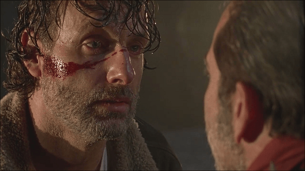 the-walking-dead-new-season-7-sneak-peek-youtube-mp4_000054954