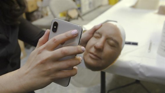 บริษัทความปลอดภัยสร้างหน้ากาก “หลอก” Face ID ของ iPhone X ได้สำเร็จ : ย้ำ! สแกนลายนิ้วมือดีที่สุด