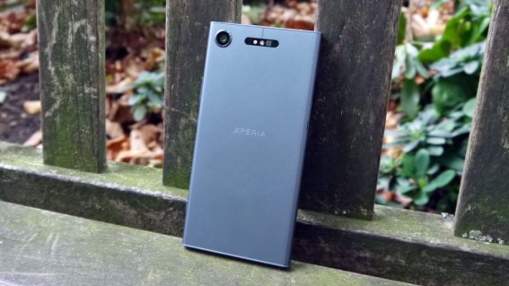 ไม่มีรูหูฟังอีกแล้ว! เผยสเปคและราคา Sony Xperia XZ2 และ XZ2 Compact!