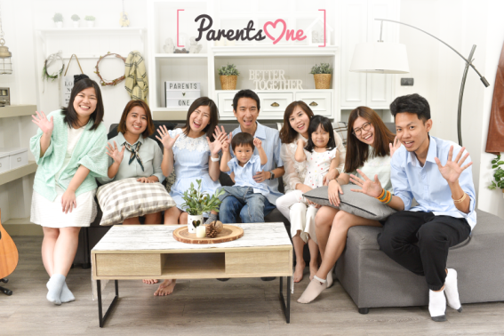 2 บล็อกเกอร์ชื่อดัง จับมือเปิดตัว “Parents One” เว็บฯที่เข้าใจพ่อแม่ยุคออนไลน์