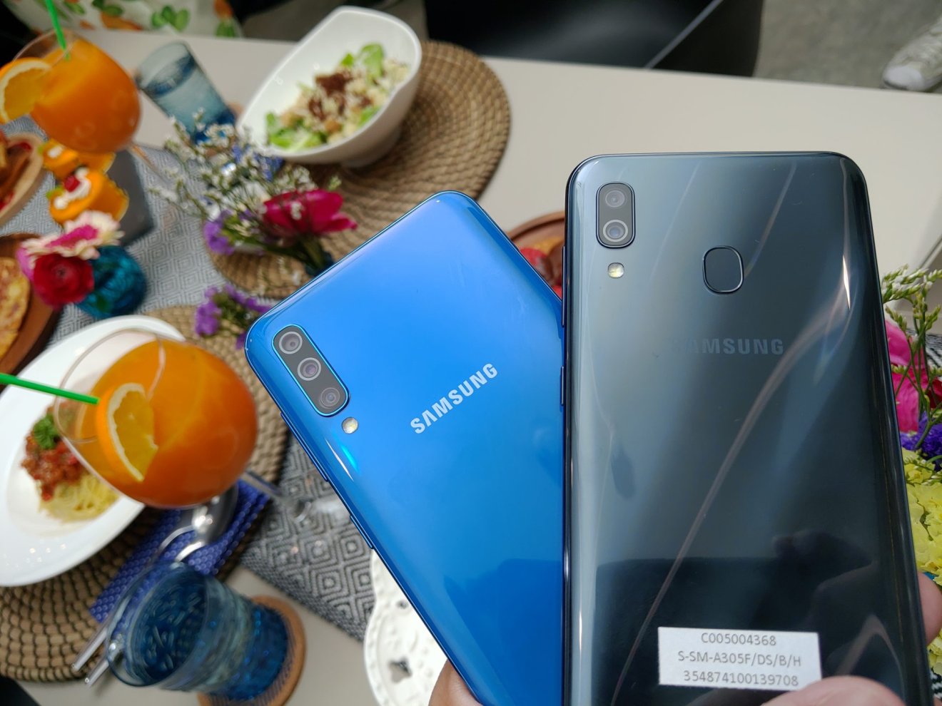 สัมผัส Samsung Galaxy A50, A30 เน้นไลฟ์สไตล์คนรุ่นใหม่ ในราคาที่จับต้องได้