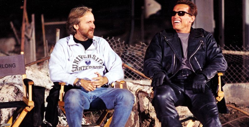 Cameron และ Schwarzenegger ในกองถ่าย Terminator 2: Judgment Day (1991) หรือภาค 2