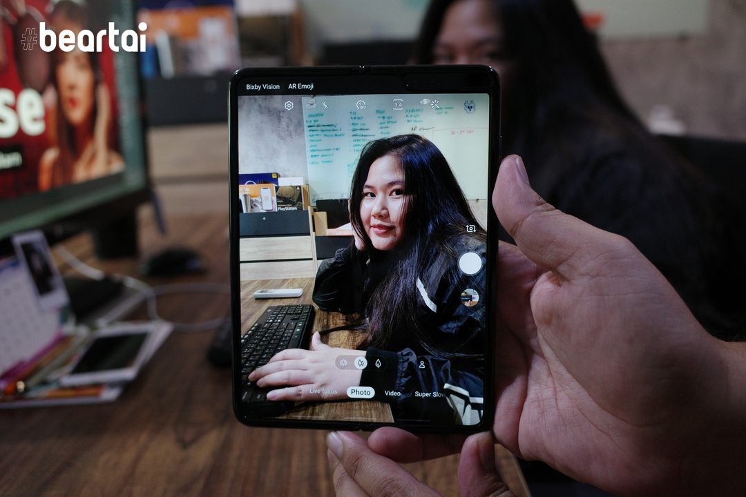 Samsung Galaxy Fold Camera