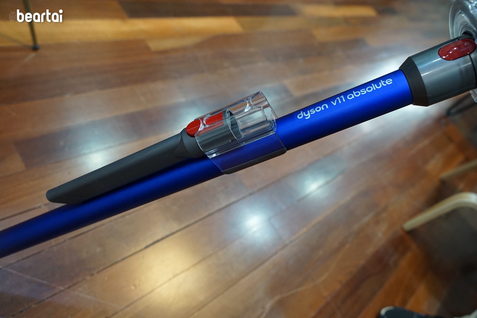 คลิปหนีบใสสำหรับติดหัวดูดอื่นๆ ไปทำความสะอาดด้วย สำหรับ Dyson V11