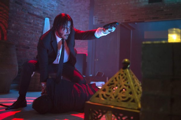 ในวันถ่ายทำฉากนี้ใน John Wick 1 Reeves ไข้ขึ้นถึง 40 องศาเซลเซียส