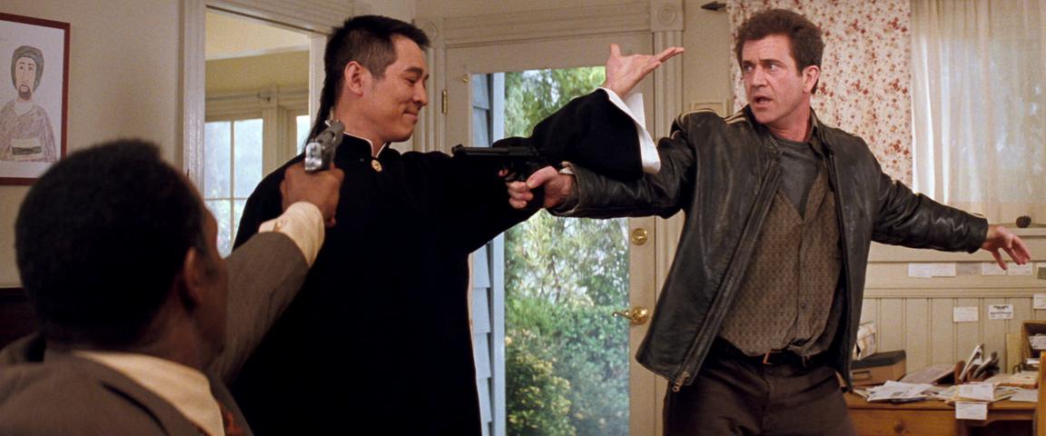 Mel Gibson ต้องปะทะกับนักแสดงนักบู๊ที่กำลังมาแรงในตอนนั้นอย่าง Jet Li ในบทตัวร้าย