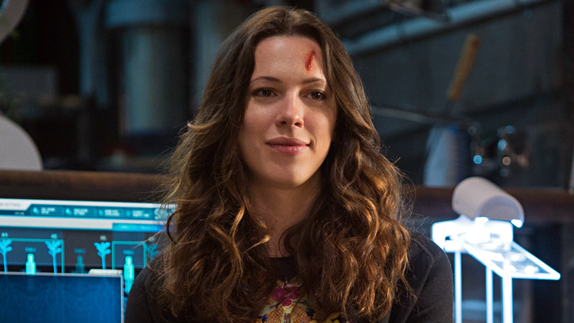 Rebecca Hall ใน Iron Man 3 (2013)