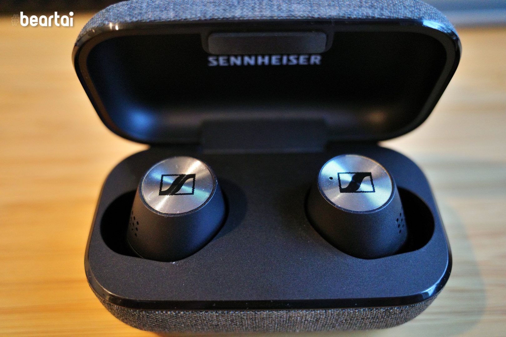 Sennheiser MOMENTUM True Wireless 2 box