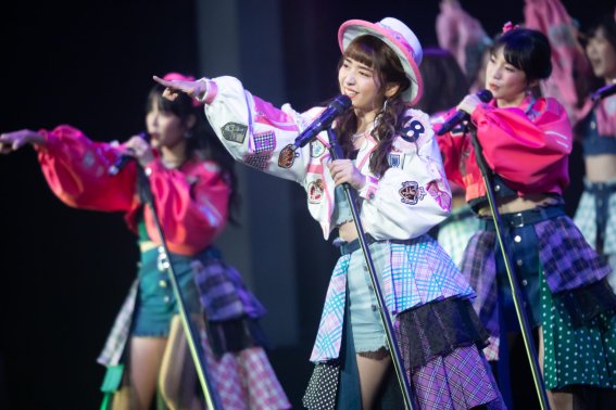 เจนนำทัพ BNK48 Wonderland เปิดใหญ่ Heavy Rotation