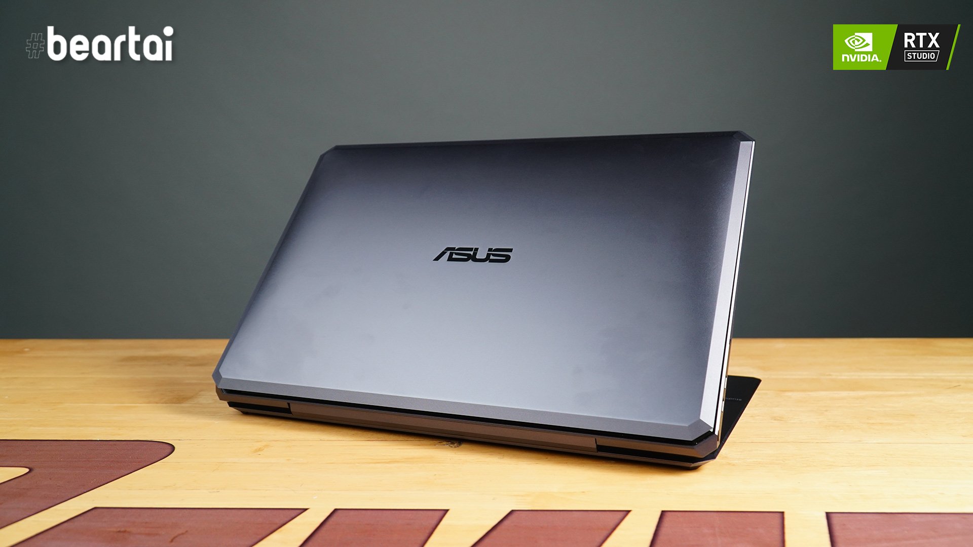 Asus ProArt StudioBook ONE (W590)