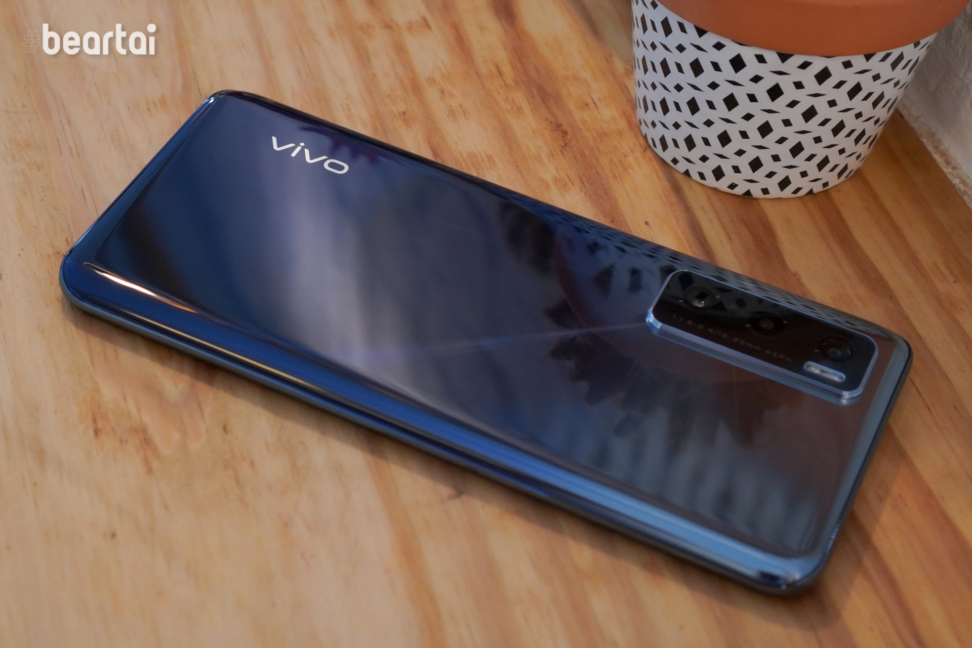 รีวิว Vivo V20 SE มือถือกล้องละมุน ราคาน่าคบ 8,699 บาท