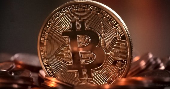 กลับมาให้ลุ้น! Bitcoin ราคาพุ่งทะลุระดับ 50,000 เหรียญ