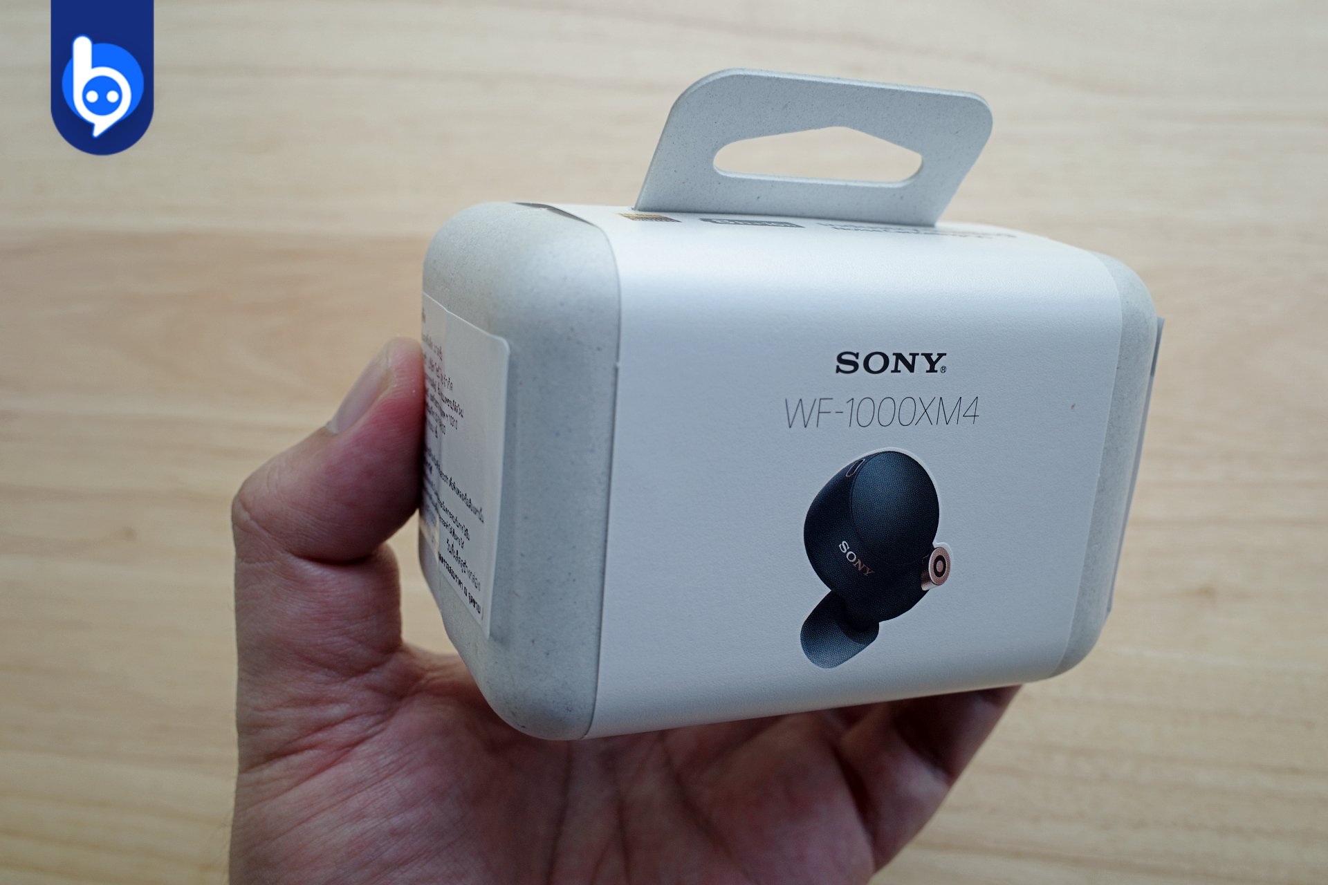 Sony WF-1000XM4 Box