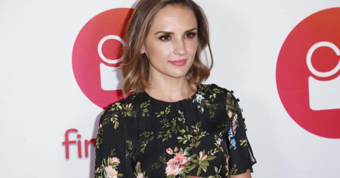 Rachael Leigh Cook