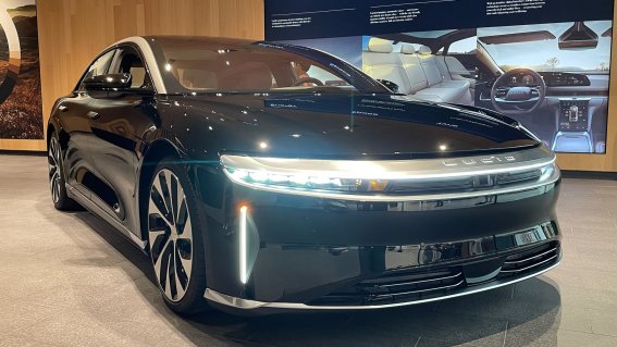 Lucid Air ขึ้นแท่นรถยนต์ไฟฟ้ามีระยะวิ่ง EPA ไกลที่สุดในตลาด