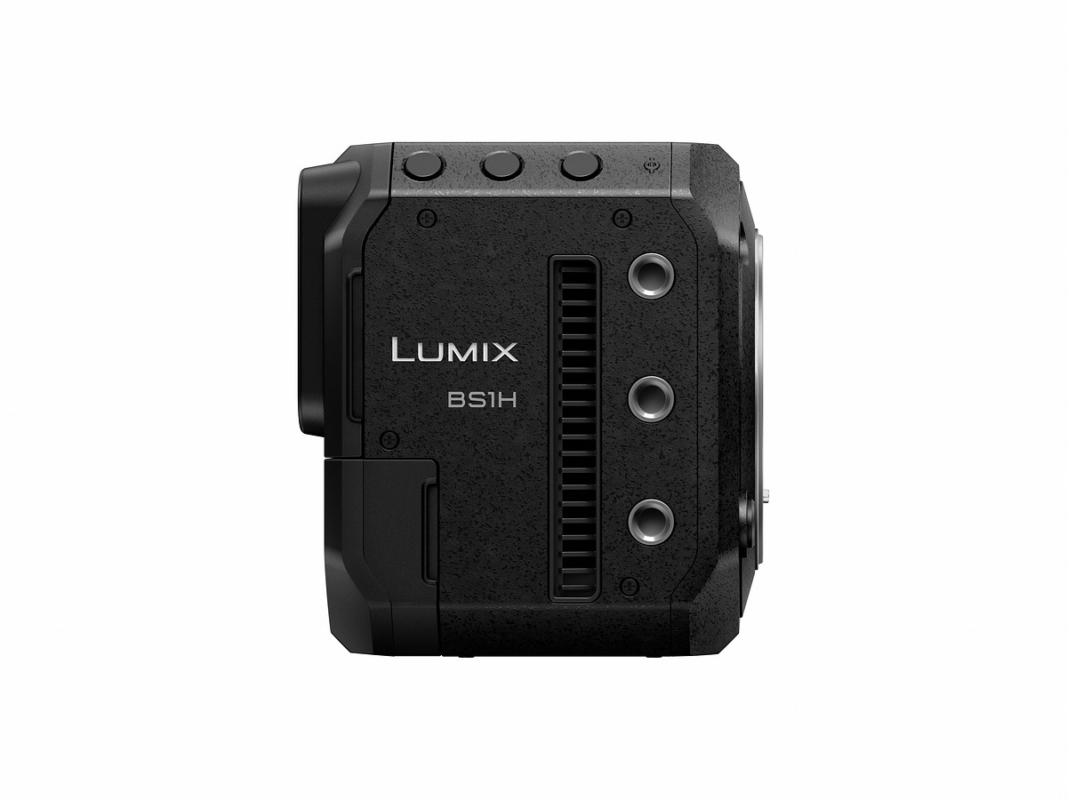 Panasonic Lumix DC-BS1H