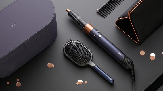 Dyson ต้อนรับช่วงเทศกาลด้วยผลิตภัณฑ์สำหรับเส้นผมสีใหม่ ปรัสเซียนบลูและริชคอปเปอร์