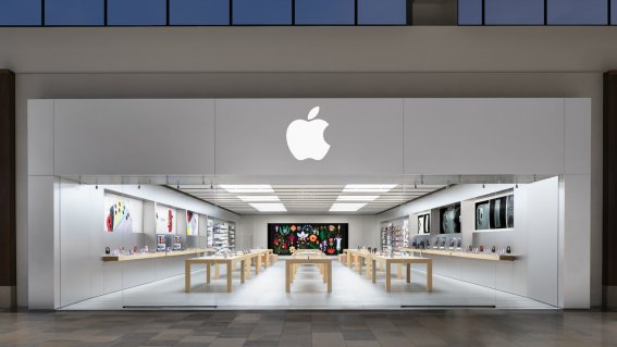 ร้านค้า Apple ในสหรัฐฯ เปลี่ยนกฎให้ลูกค้าต้องกลับมาใส่หน้ากากอีกครั้ง!