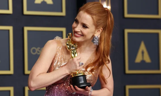 ‘Jessica Chastain’ ปลุกปั้น ‘The Eyes of Tammy Faye’ อยู่เกือบ 10 ปีจนได้ออสการ์มาครอง