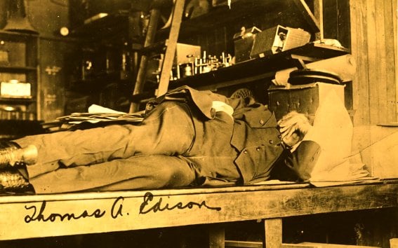 ปลุก ‘ยูเรก้า’ โมเมนต์ด้วยเทคนิคการ ‘งีบหลับ’ ของ Thomas Edison