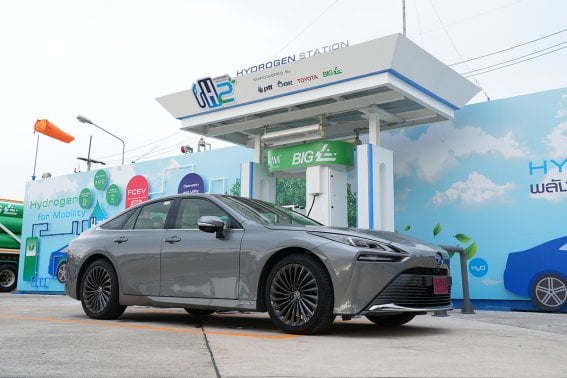 พาชม Toyota Mirai รถยนต์ไฮโดรเจน และสถานีเติมไฮโดรเจนแห่งแรกของไทย