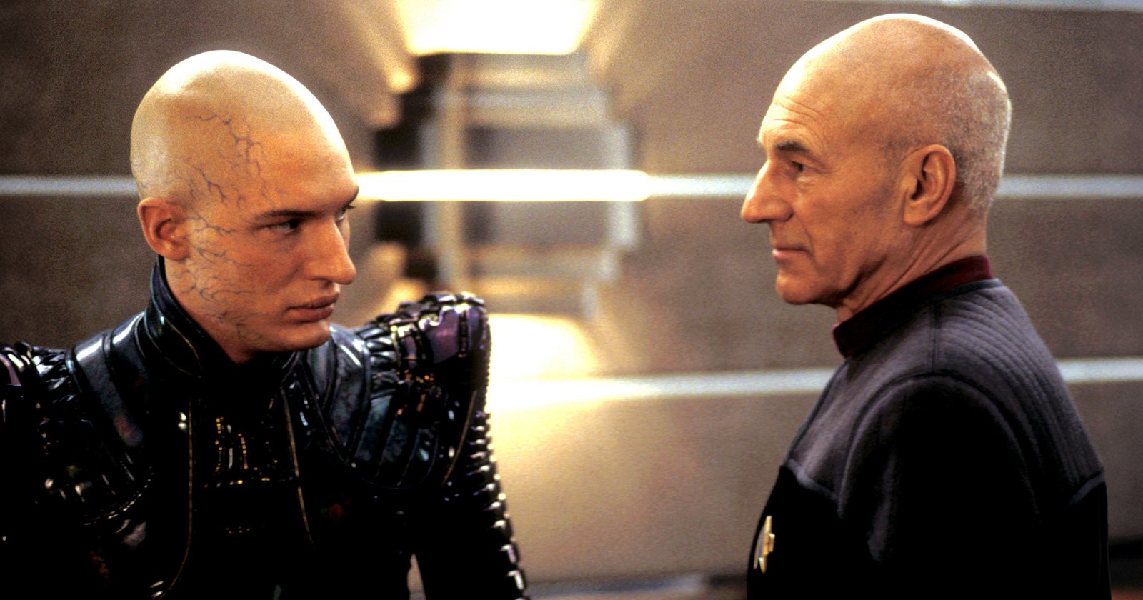 Patrick Stewart เปิดใจ เคยคิดผิดว่า Tom Hardy จะไม่มีอนาคตในอาชีพนักแสดง หลังร่วมงานใน ‘Star Trek: Nemesis’