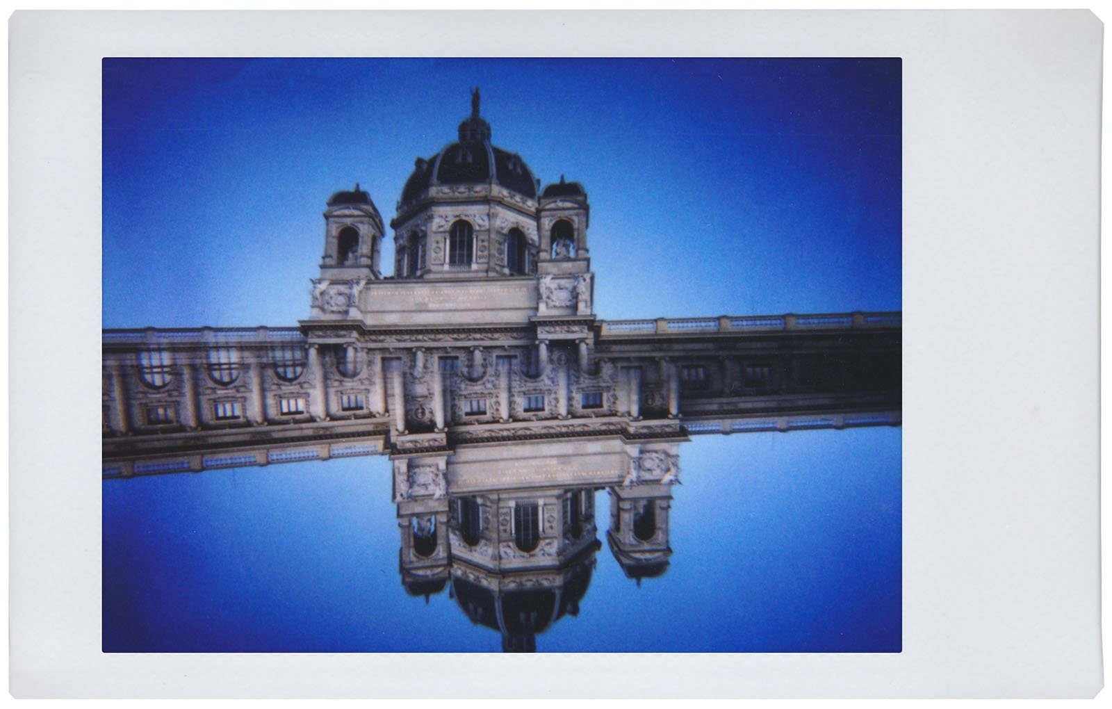 Lomo’Instant