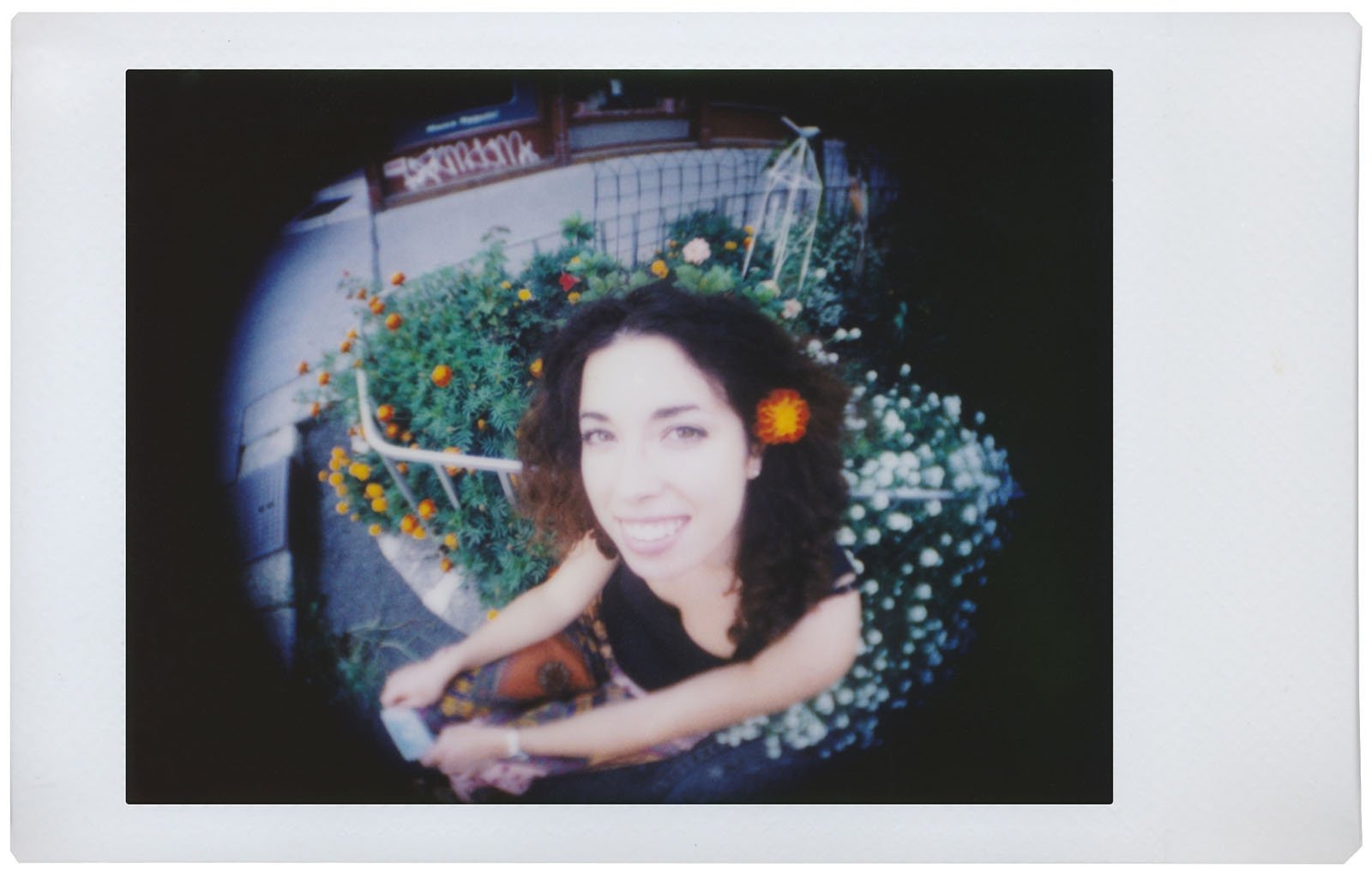 Lomo’Instant