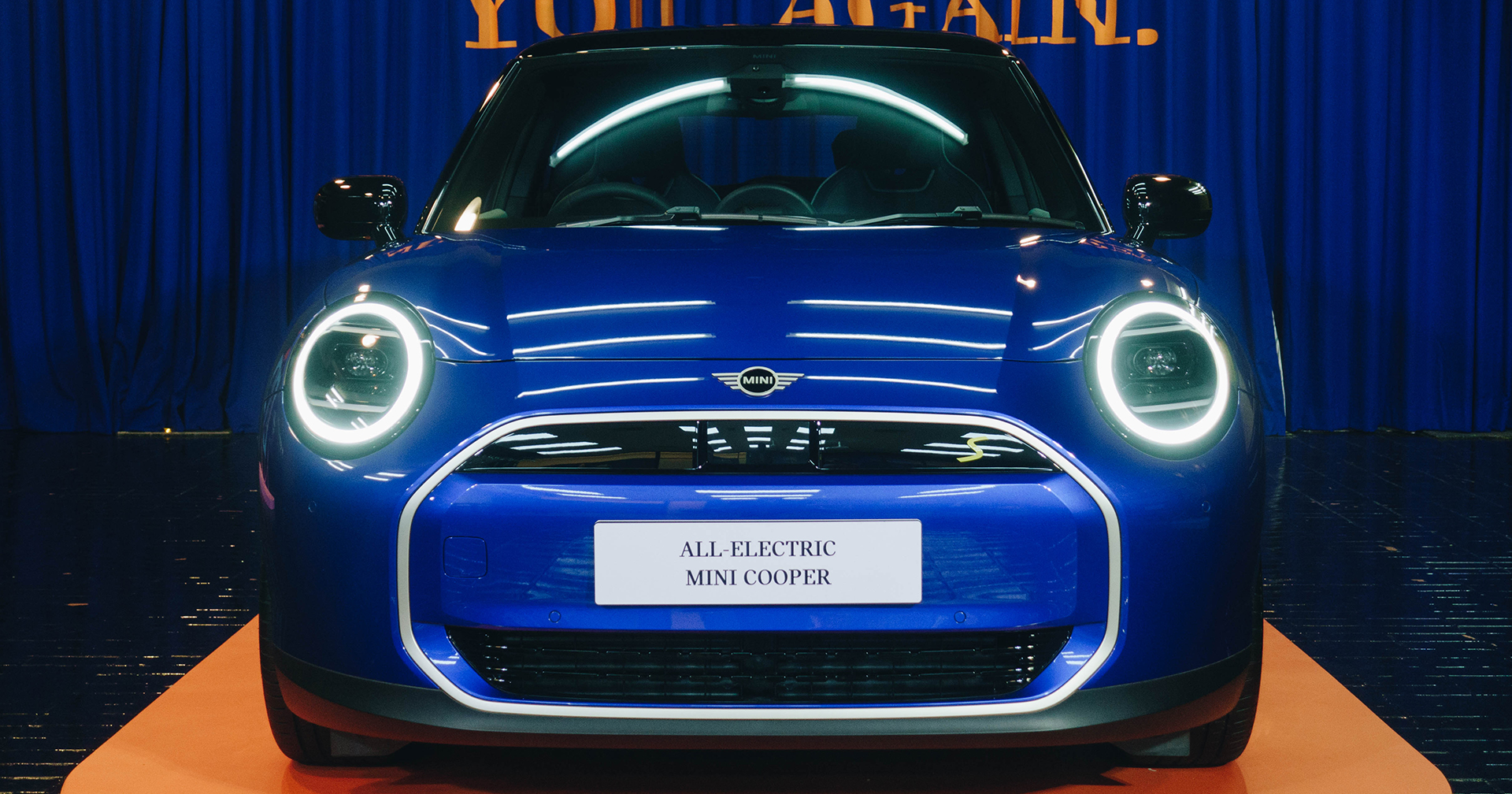 MINI Cooper SE แพลตฟอร์มรถไฟฟ้า ขับถึง 400 กม. เปิดราคา 1.699 ล้านบาท ลดสู้ EV จีน