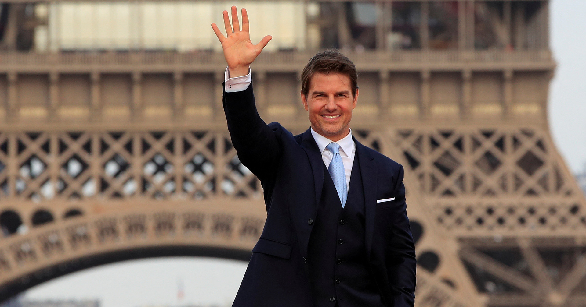 Tom Cruise ท้ามฤตยูอีกครั้ง! เตรียมดิ่งพสุธาเหนือป้ายฮอลลีวูดลอสแองเจลิส ปิดฉากโอลิมปิกปารีส