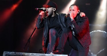 Mike Shinoda Chester Bennington Linkin Park