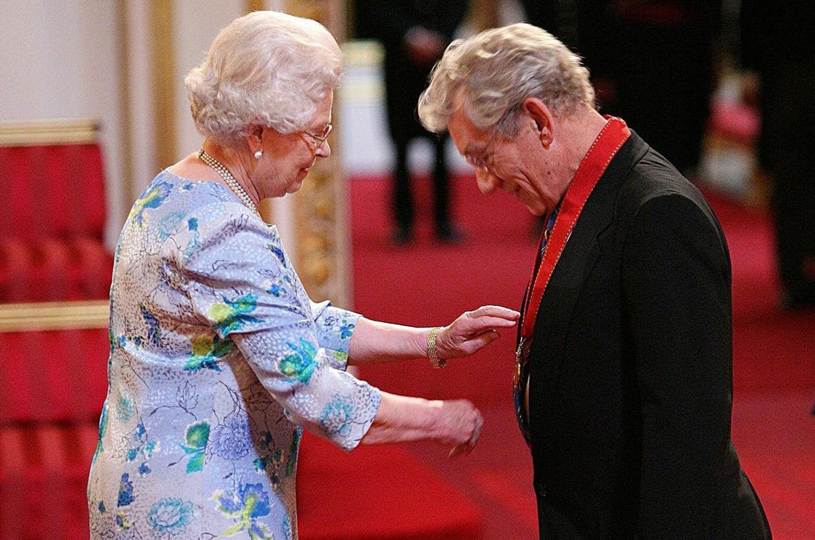 Ian McKellen Queen Elizabeth II