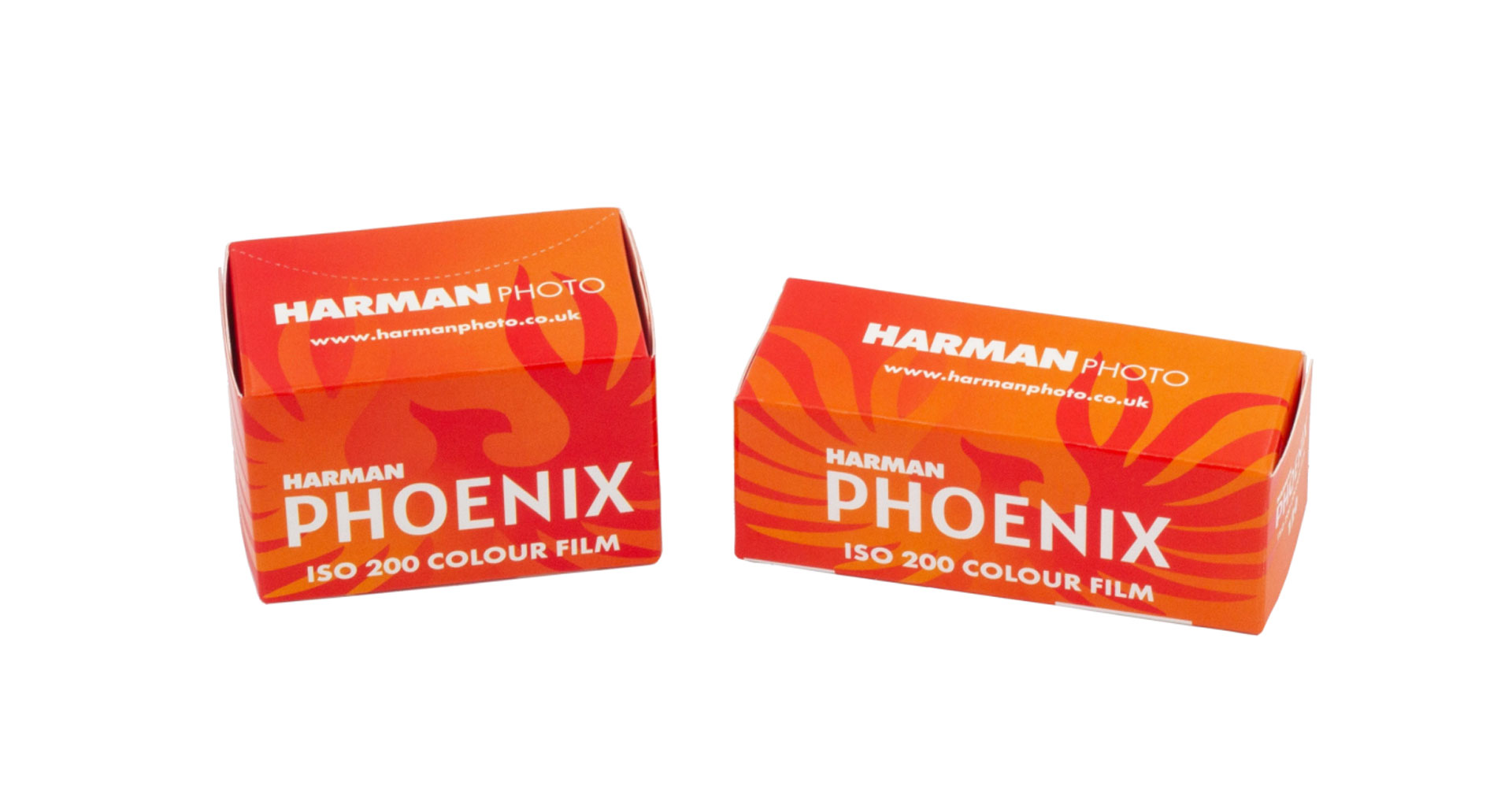 Harman Phoenix 200 ใหญ่กว่าเดิมด้วยฟอร์แมต 120 กับสีสันและคอนทราสต์สุดจัดจ้าน