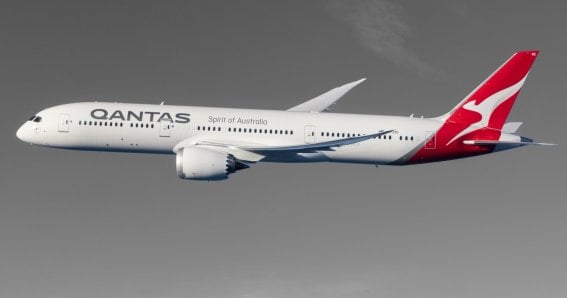 สายการบิน Qantas แถลงการณ์ขอโทษเหตุฉายหนัง Rate-R ขึ้นจอผู้โดยสารทุกคน แถมกดปิดไม่ได้ !