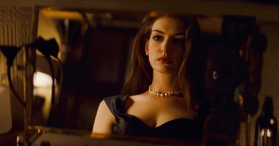 Anna Hathaway The Dark Knight Rises