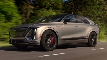 GM เปิดตัว Cadillac Lyriq-V ชูจุดขายความหรูหราเหนือระดับ